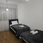 Lux Maya 2